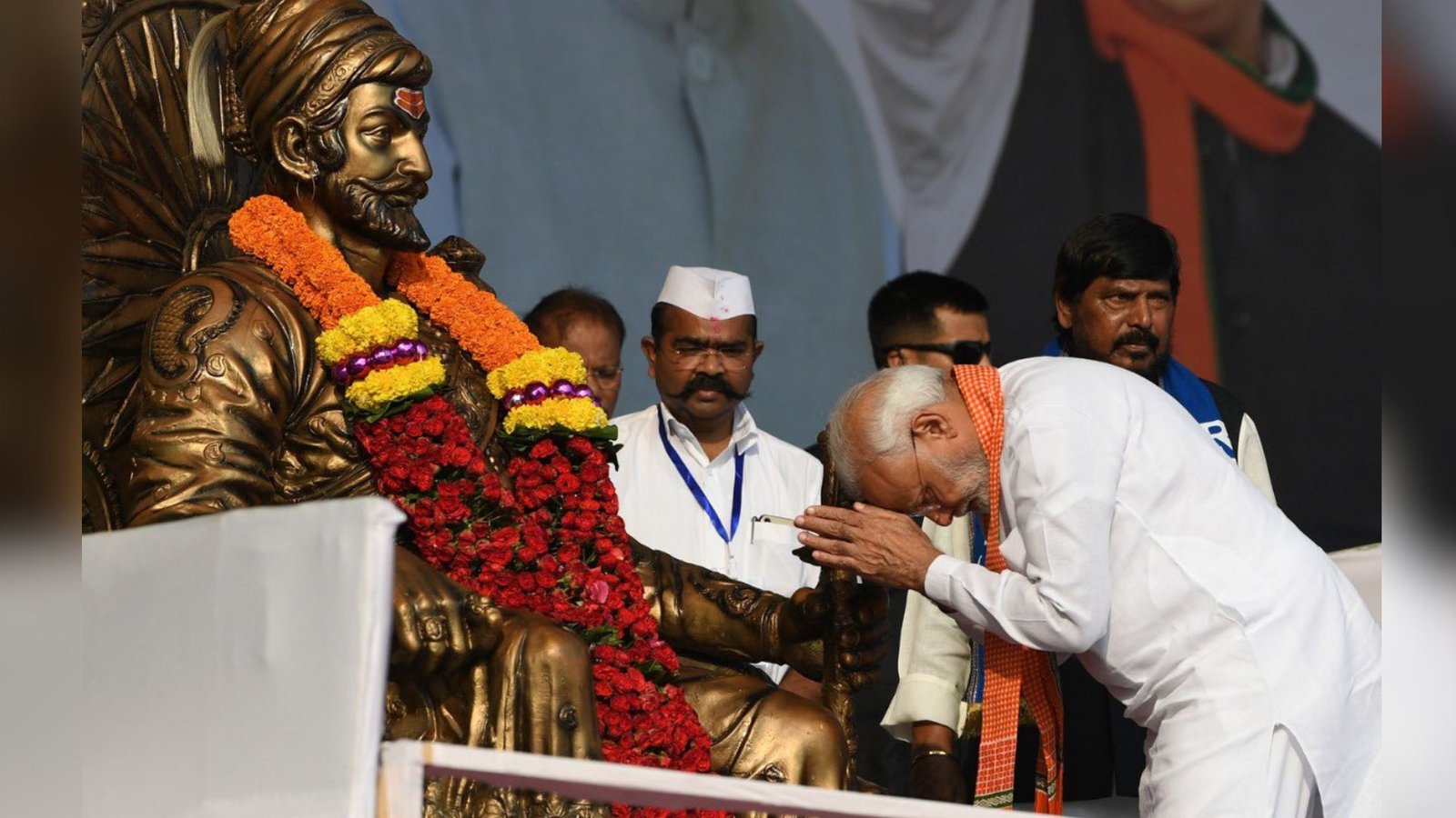 "I Apologise At Shivaji's Feet": PM Modi In Maharashtra On Statue Collapse